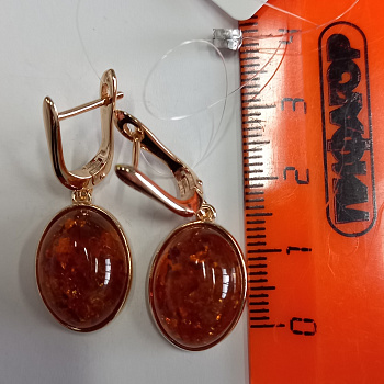 Серебряные серьги с янтарем